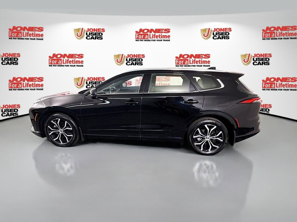 Certified 2025 Toyota Crown Signia AWD/4WD image 15