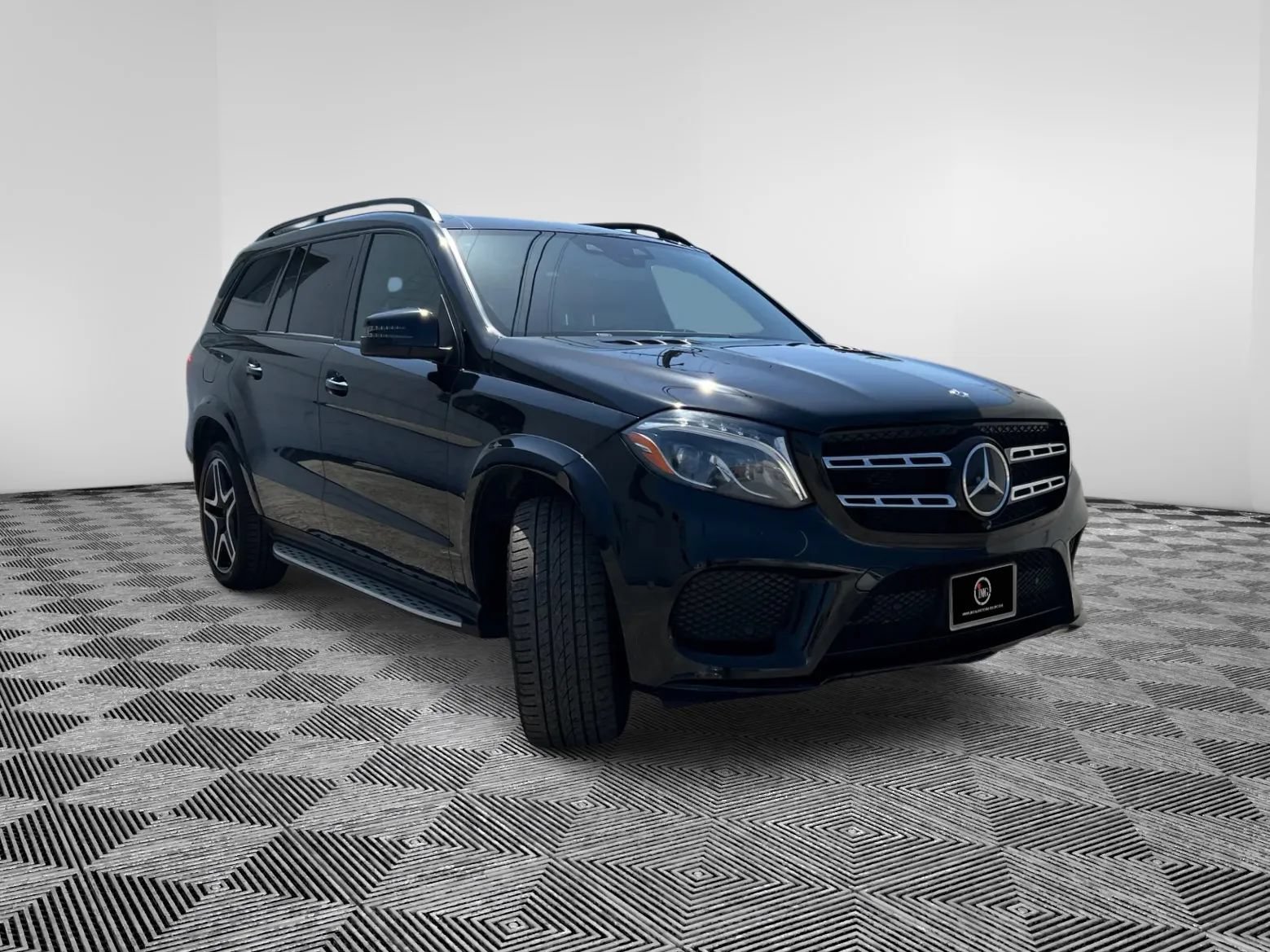Used 2019 Mercedes-Benz GLS 550 4MATIC image 4