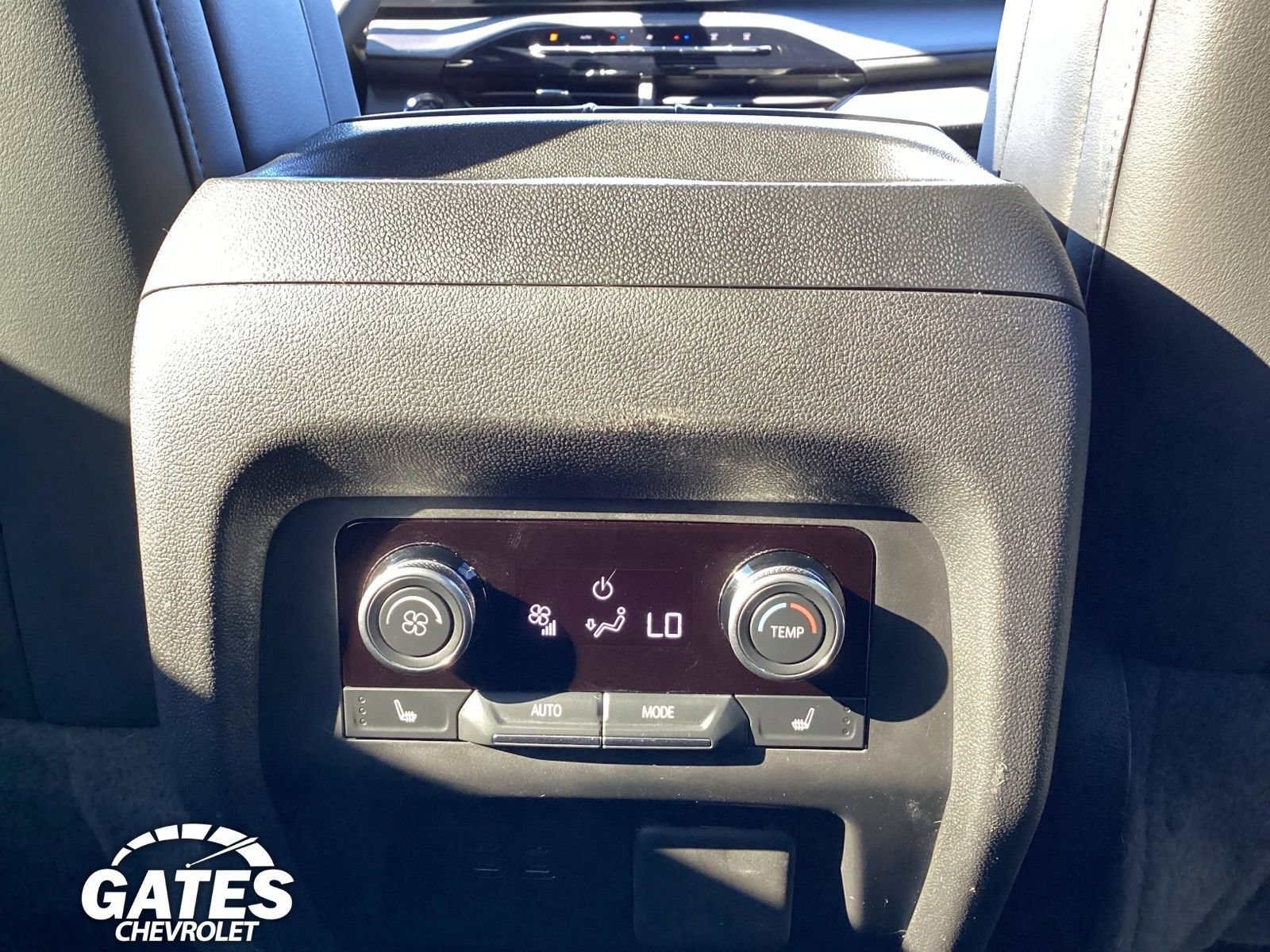 Used 2025 Buick Enclave Avenir w/ Super Cruise Package AWD/4WD image 16