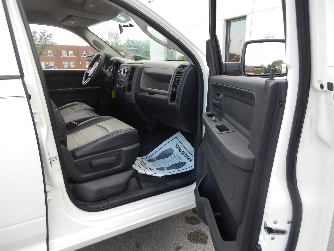 Used 2009 Dodge Ram 1500 Truck ST image 34