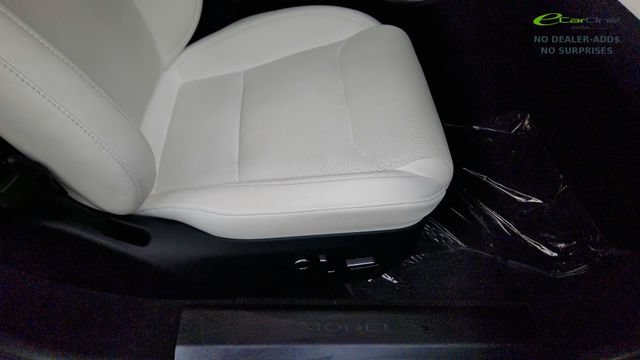 Used 2023 Tesla Model S AWD/4WD image 35