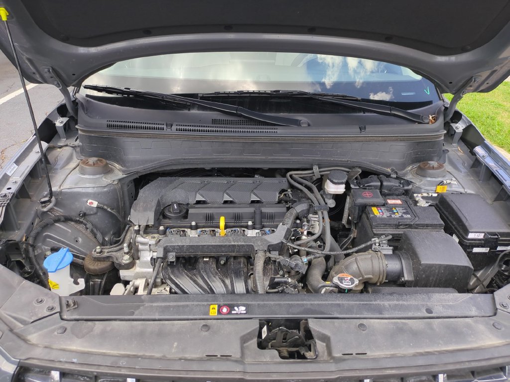 Used 2025 Hyundai Venue SEL FWD image 34