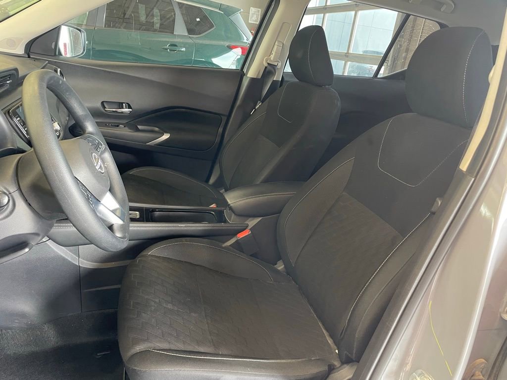 Certified 2024 Nissan Kicks SV FWD image 8