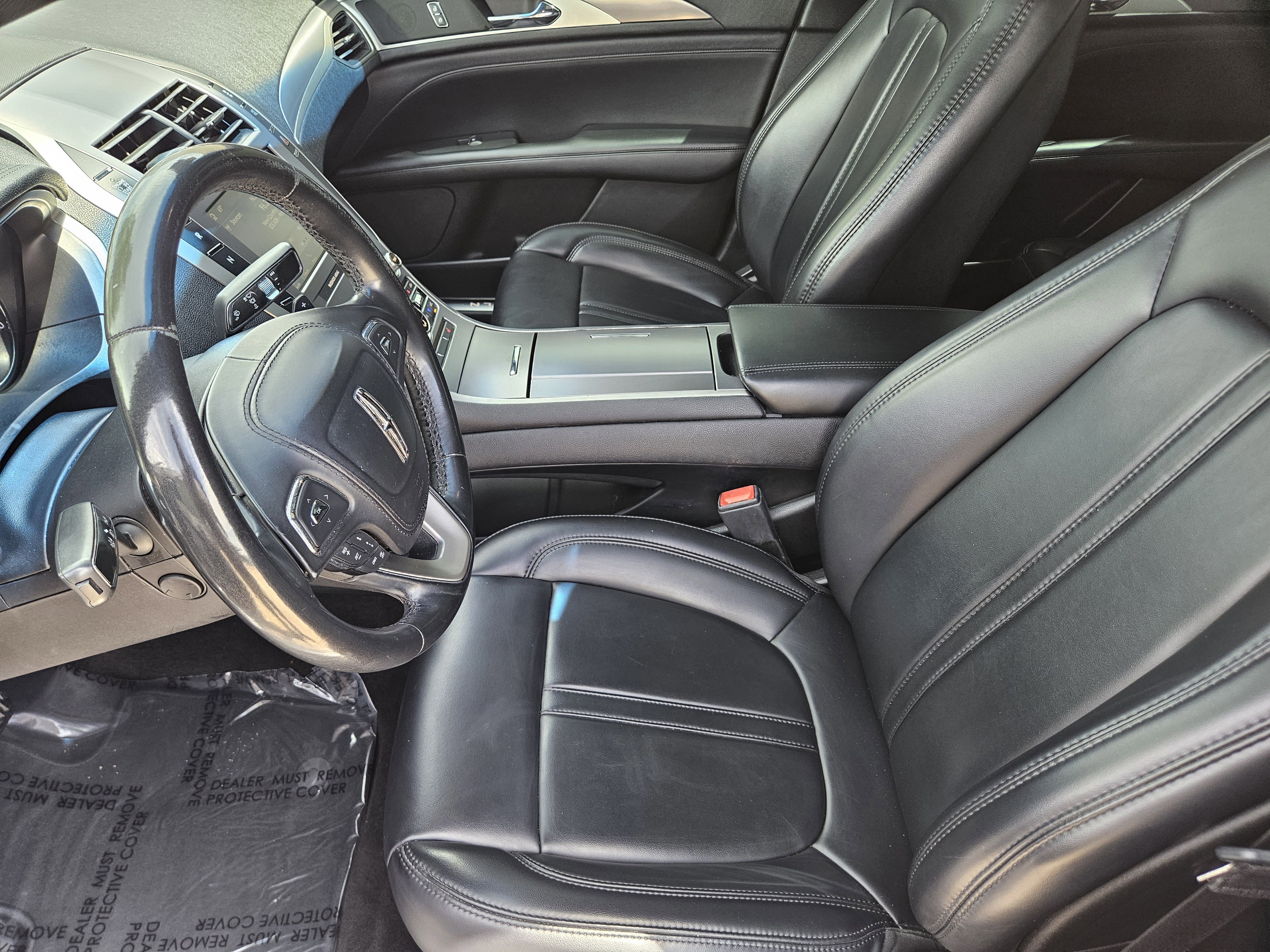 Used 2020 Lincoln MKZ w/ Convenience Package image 5