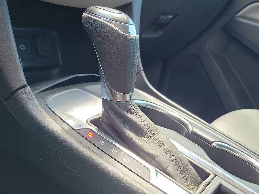 Used 2020 Chevrolet Equinox LS image 33