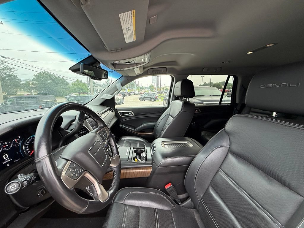 Used 2019 GMC Yukon Denali AWD/4WD image 12