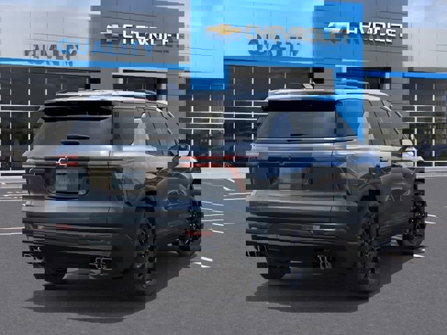 New 2026 Chevrolet Traverse LT w/ Midnight/Sport Edition image 4