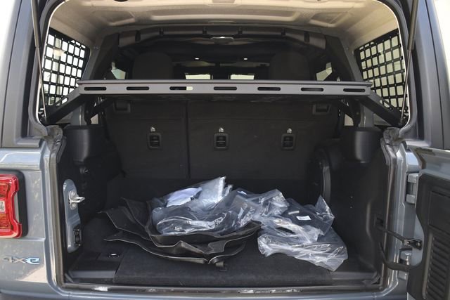 Used 2024 Jeep Wrangler Unlimited Rubicon 4xe w/ Technology Group image 32