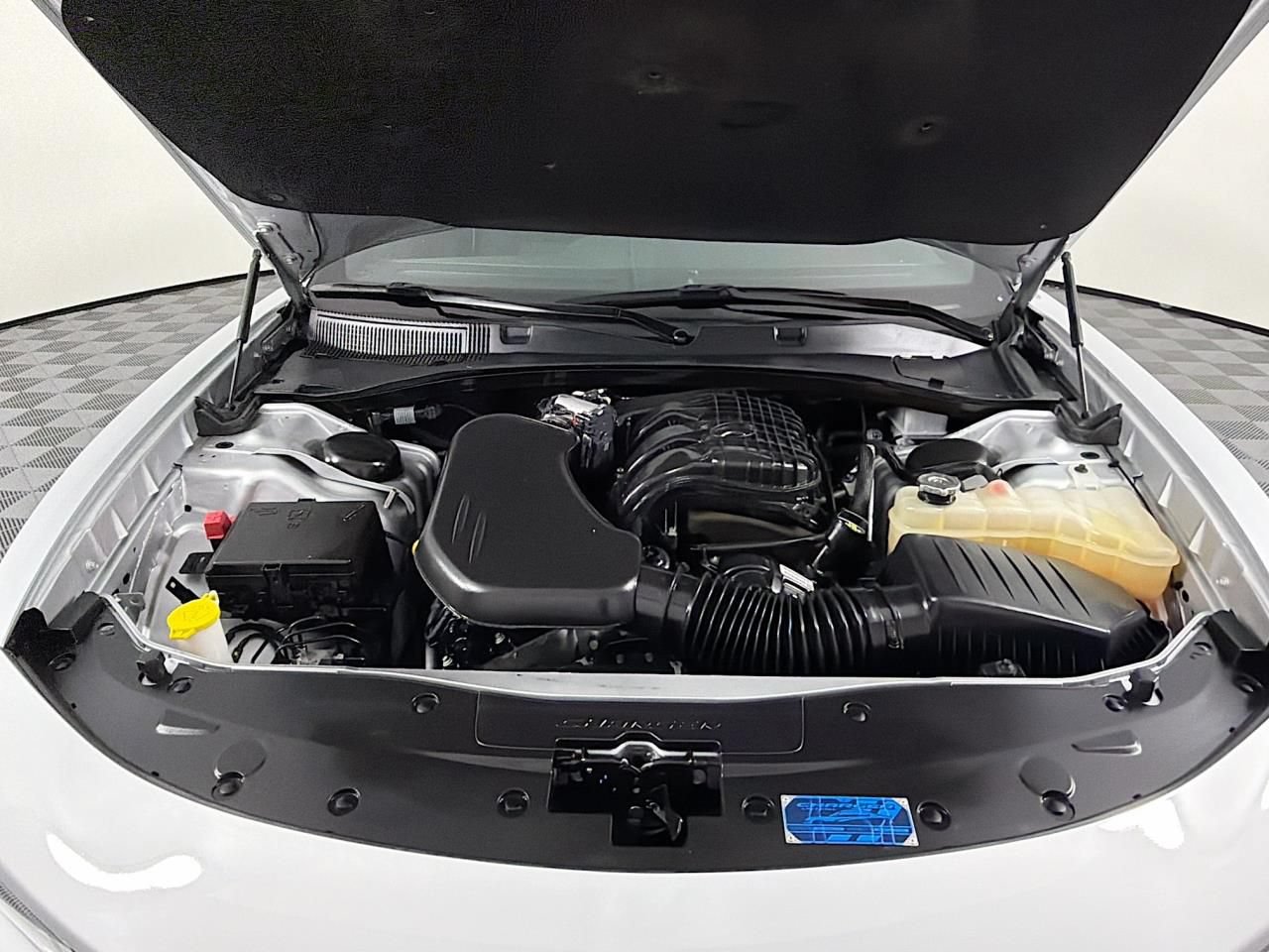 Used 2023 Dodge Charger SXT RWD image 38