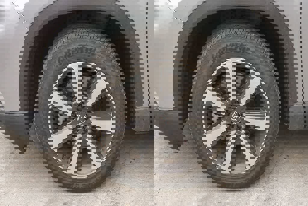 Used 2023 Honda Pilot Elite image 5