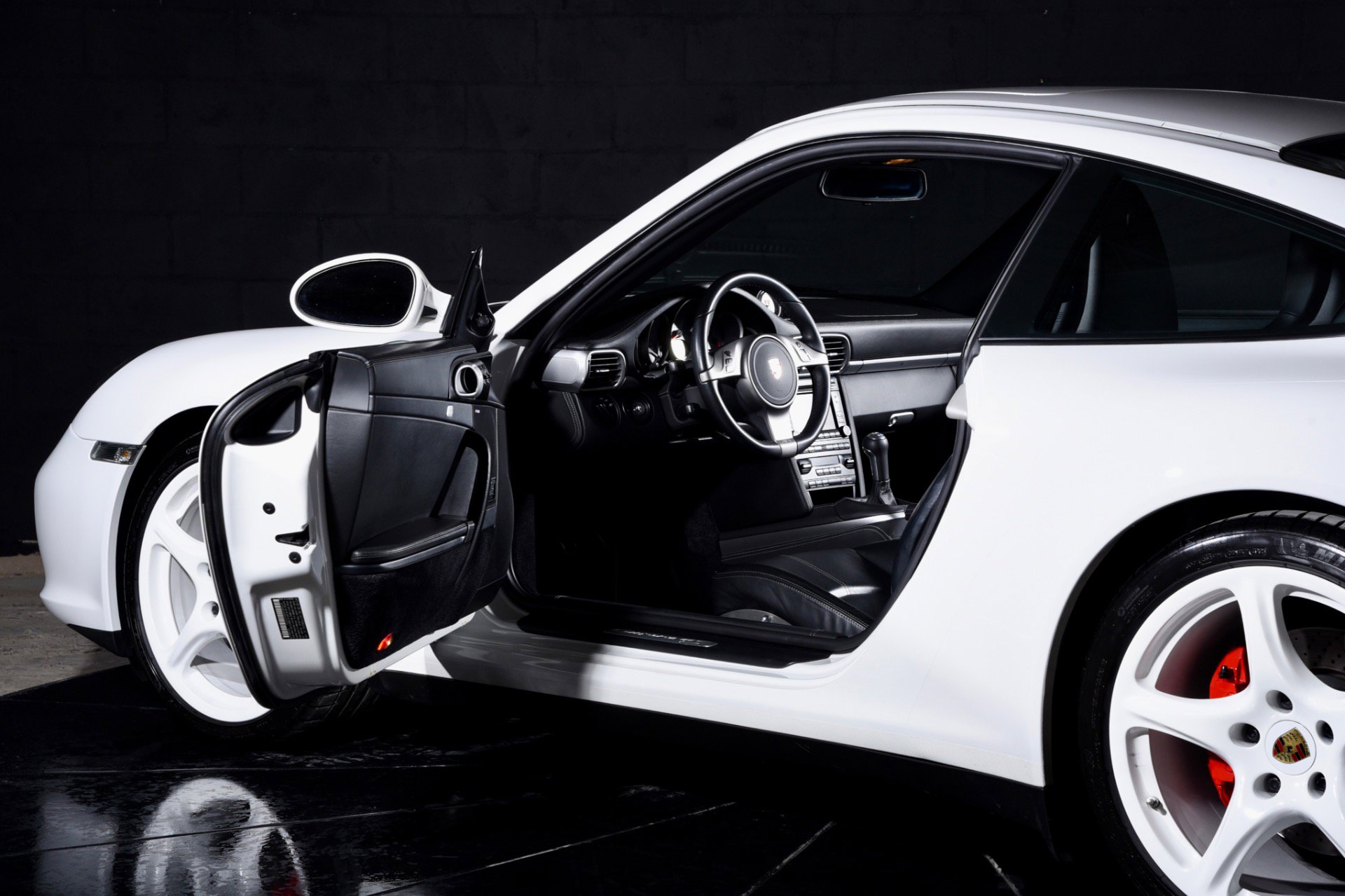 Used 2010 Porsche 911 Carrera 4S image 13