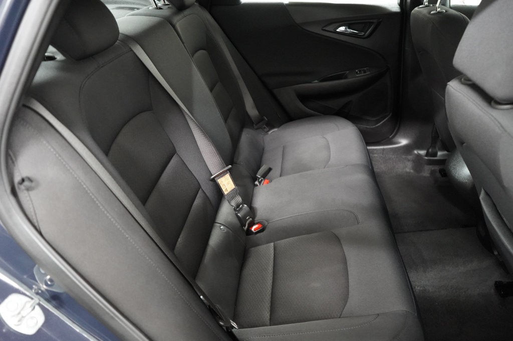 Used 2025 Chevrolet Malibu RS FWD image 20