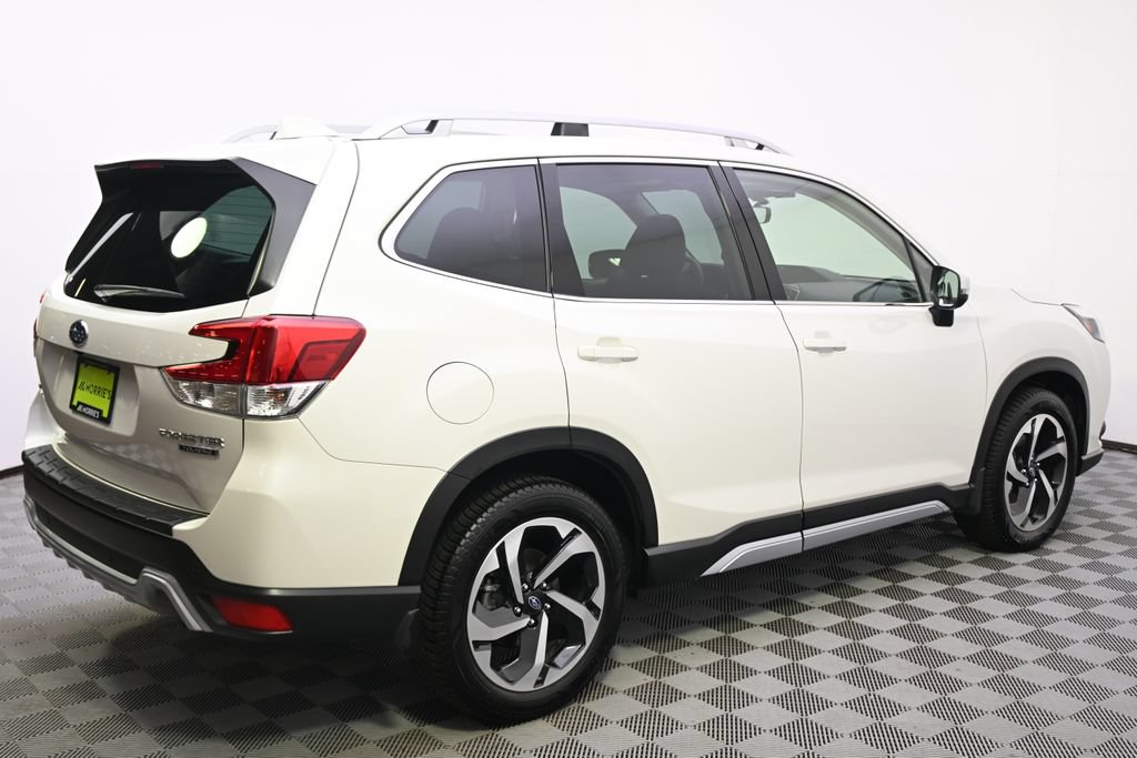 Certified 2023 Subaru Forester Touring AWD/4WD image 7