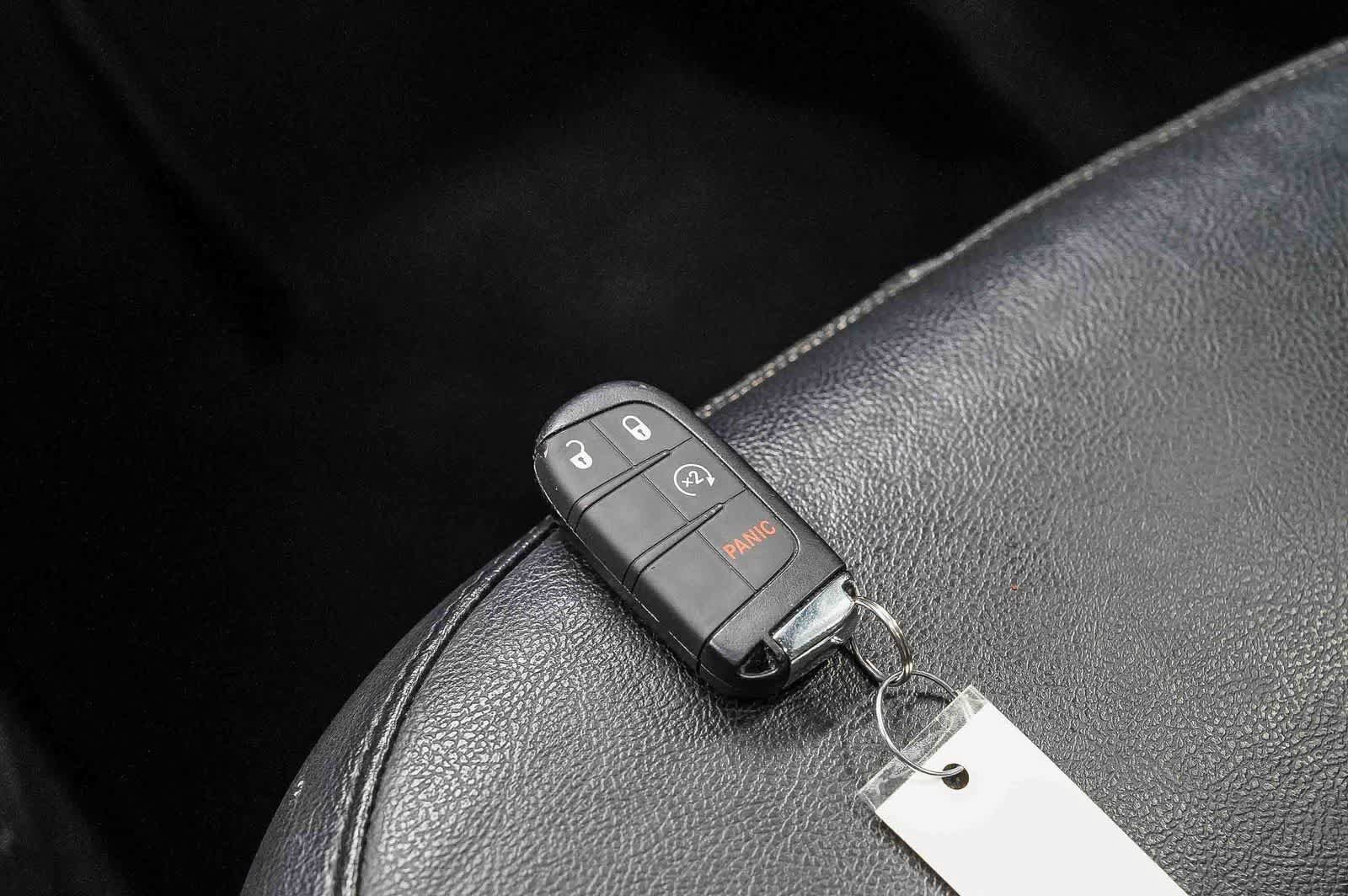 Used 2020 Jeep Compass High Altitude AWD/4WD image 27