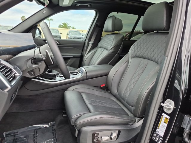 Used 2026 BMW X5 xDrive40i w/ Executive Package AWD/4WD image 17