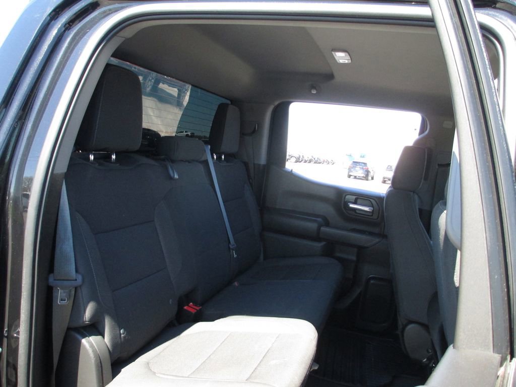 Used 2021 Chevrolet Silverado 1500 LT image 24