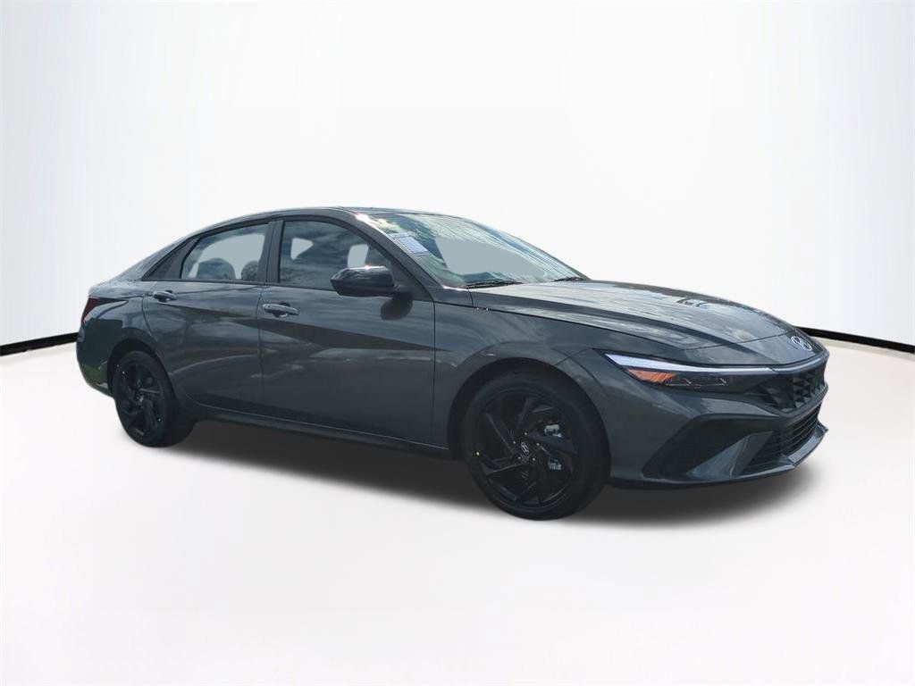 New 2026 Hyundai Elantra Sport image 2