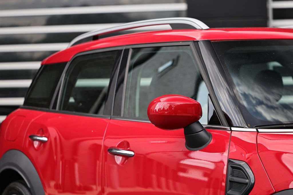 Used 2022 MINI Cooper Countryman ALL4 AWD/4WD image 3