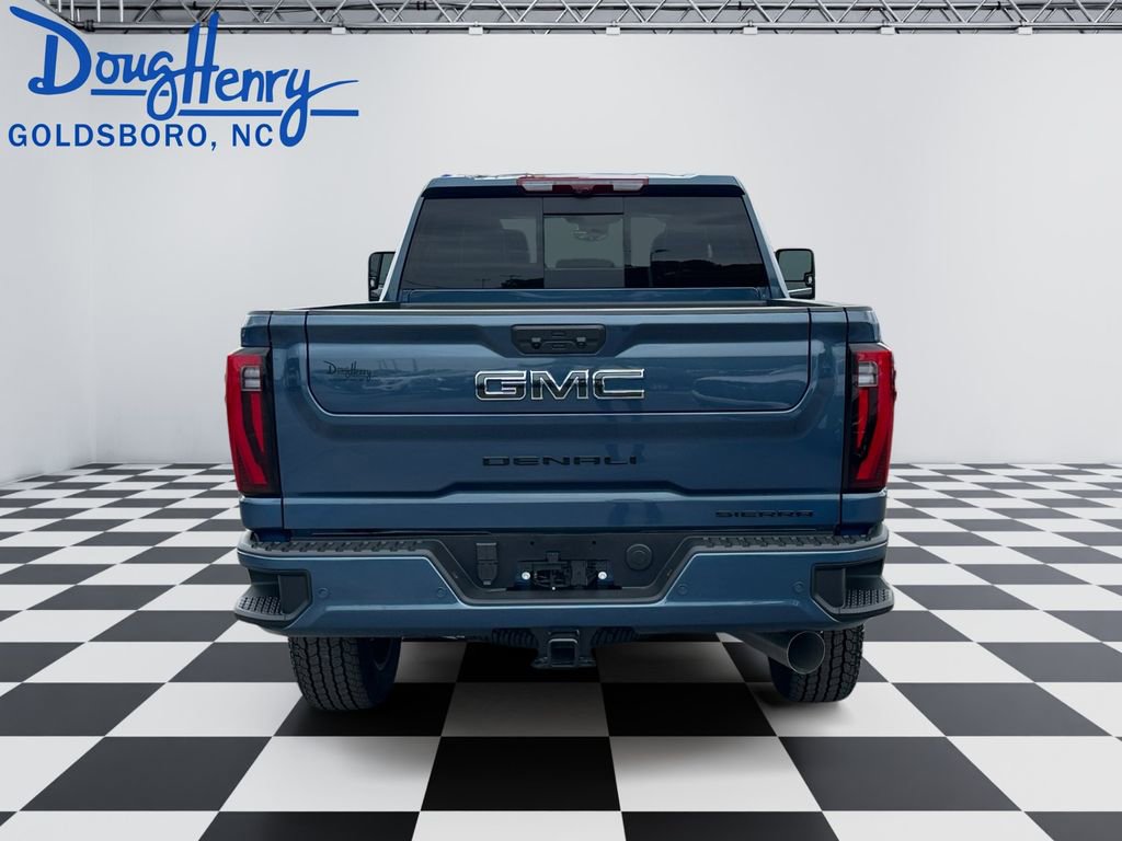 New 2026 GMC Sierra 2500 Denali Ultimate w/ LPO, Black Badging Package AWD/4WD image 4