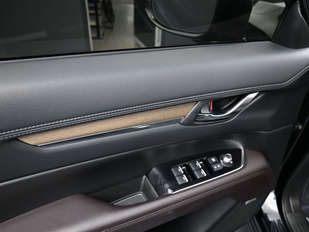 Used 2022 MAZDA CX-5 Signature image 13