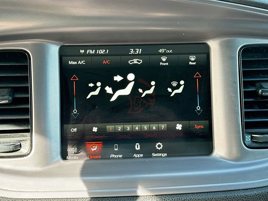 Used 2023 Dodge Charger SXT w/ Blacktop Package image 11