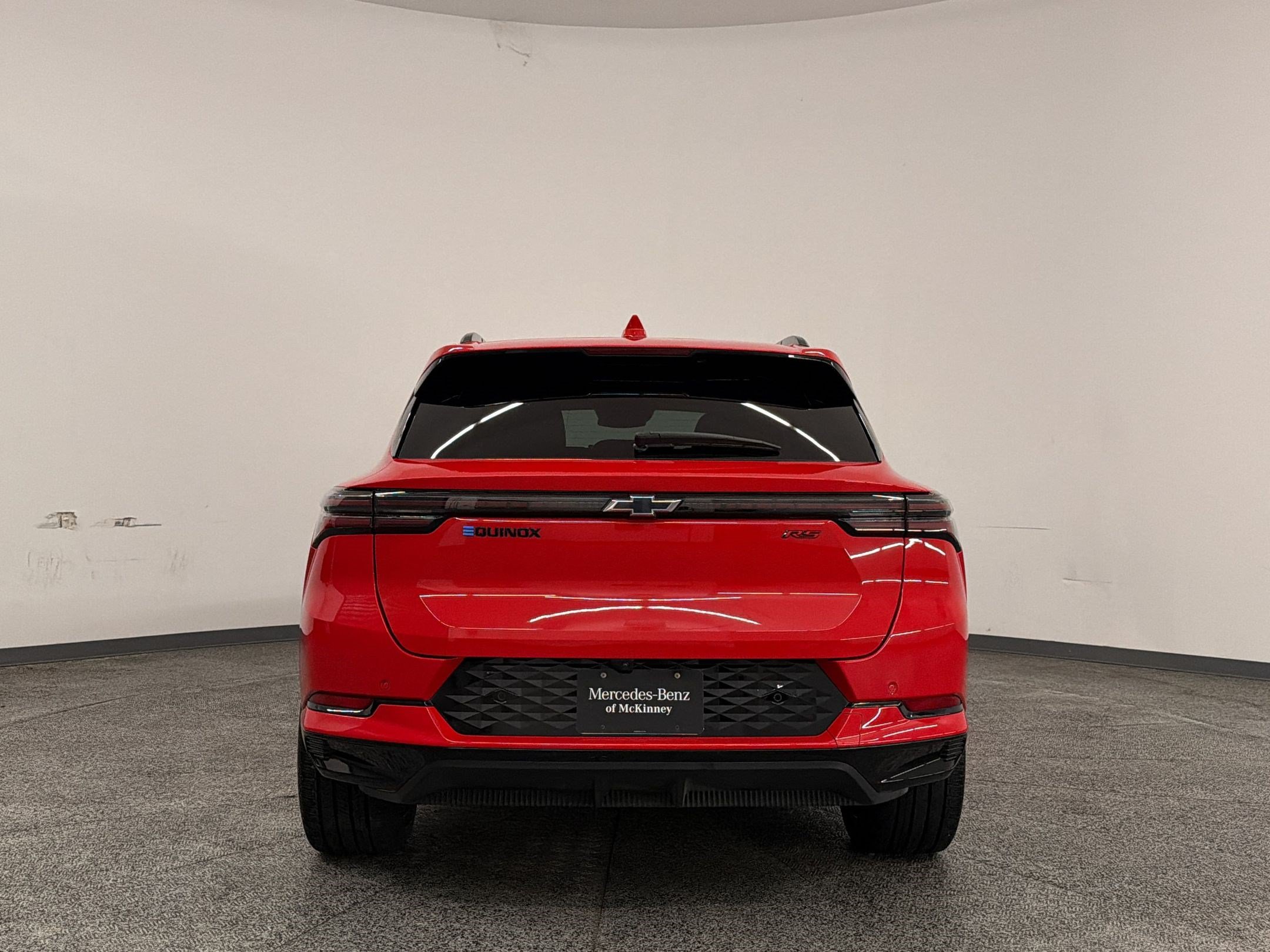 Used 2024 Chevrolet Equinox EV RS w/ LPO, All-Weather Mat Package FWD image 9