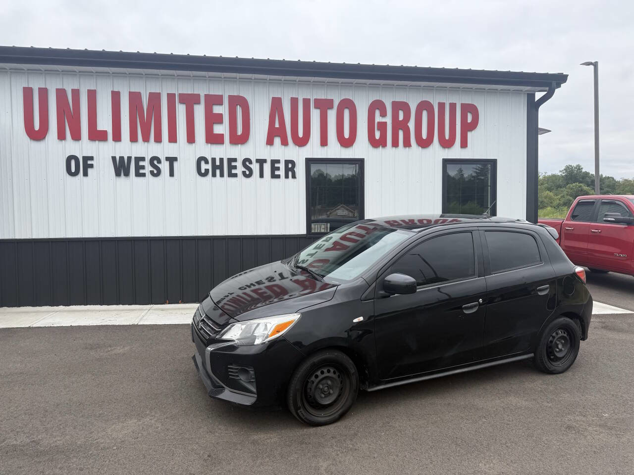 Used 2021 Mitsubishi Mirage LE image 1