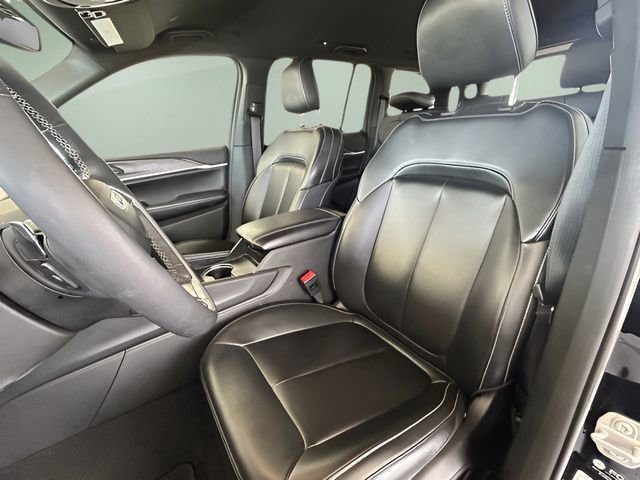 Used 2024 Jeep Grand Cherokee Limited image 21