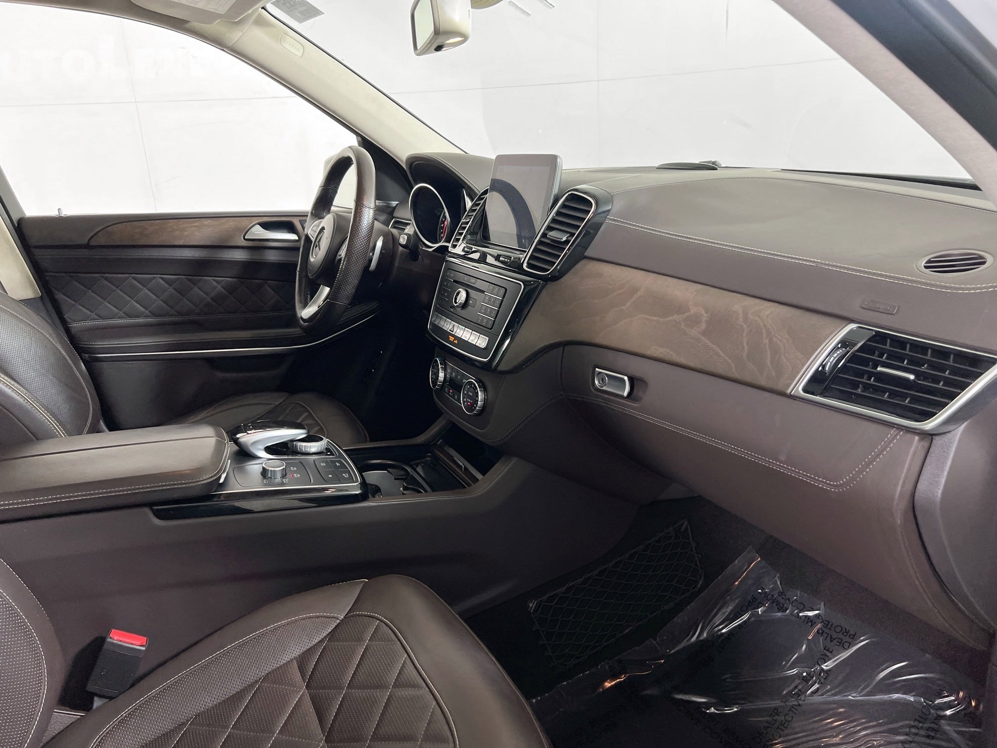 Used 2019 Mercedes-Benz GLS 550 4MATIC image 32