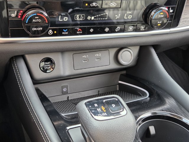New 2026 Nissan Rogue Platinum w/ Platinum Premium Package AWD/4WD image 18