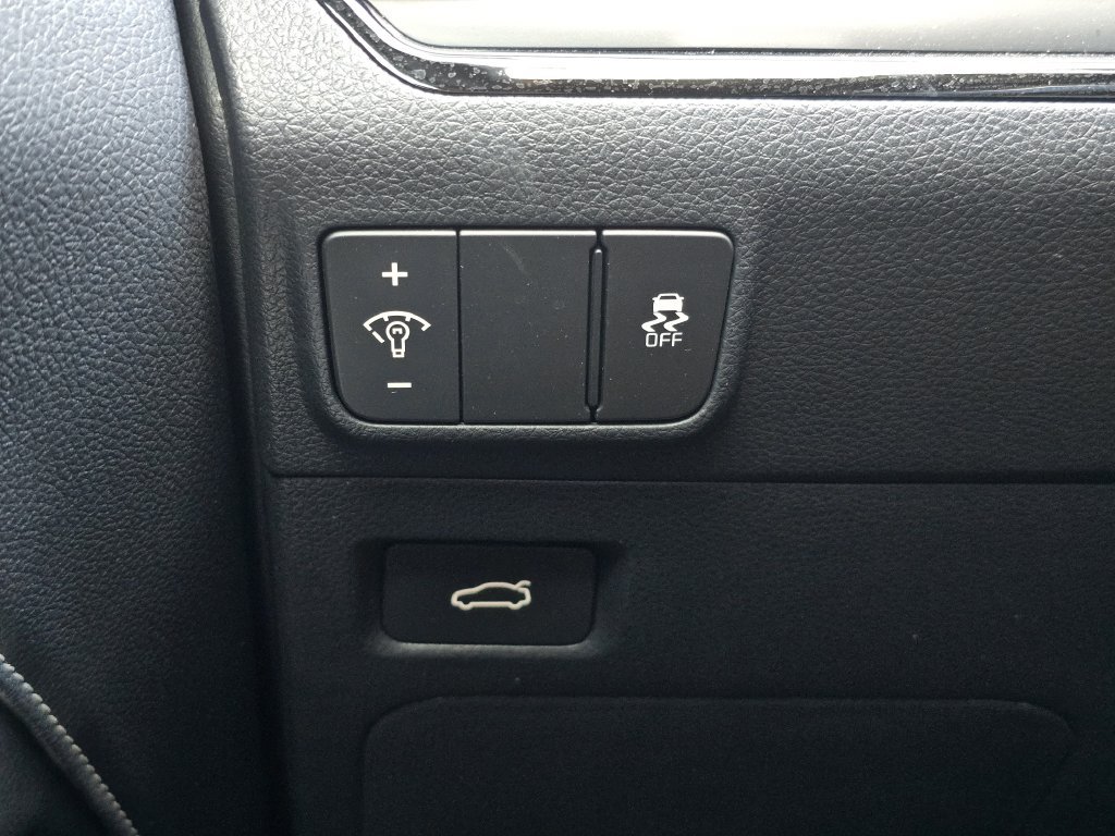 Certified 2025 Kia K5 GT-Line FWD image 32
