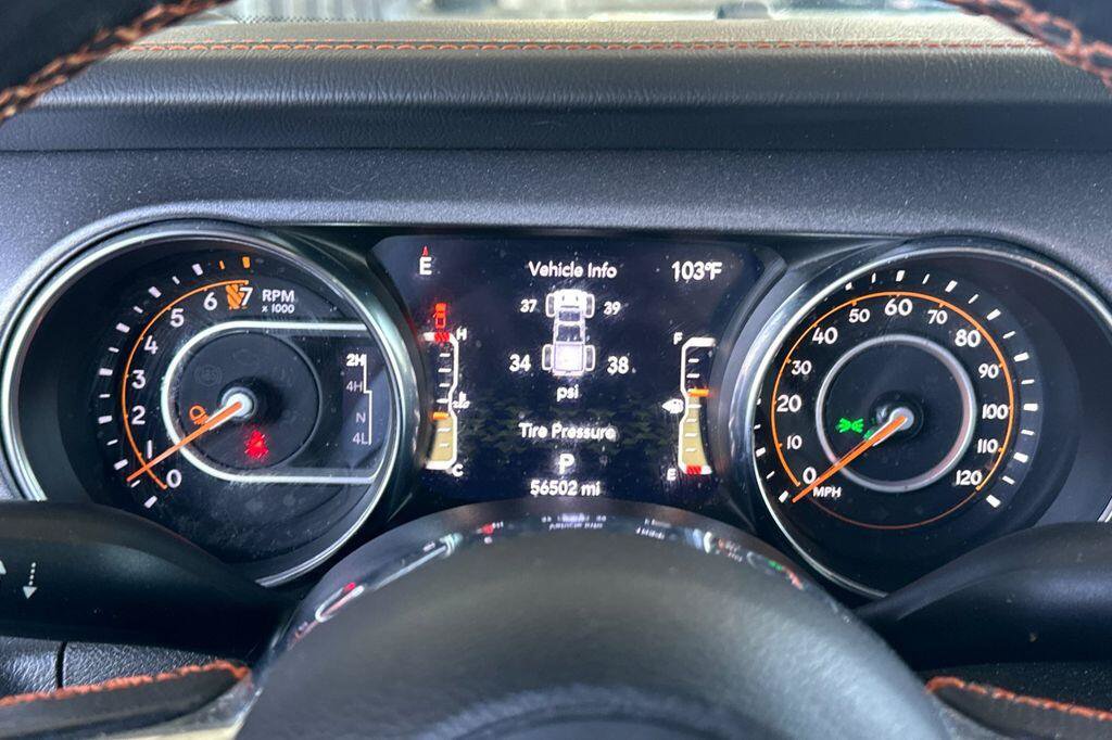 Used 2023 Jeep Gladiator Mojave w/ Cold Weather Group AWD/4WD image 24