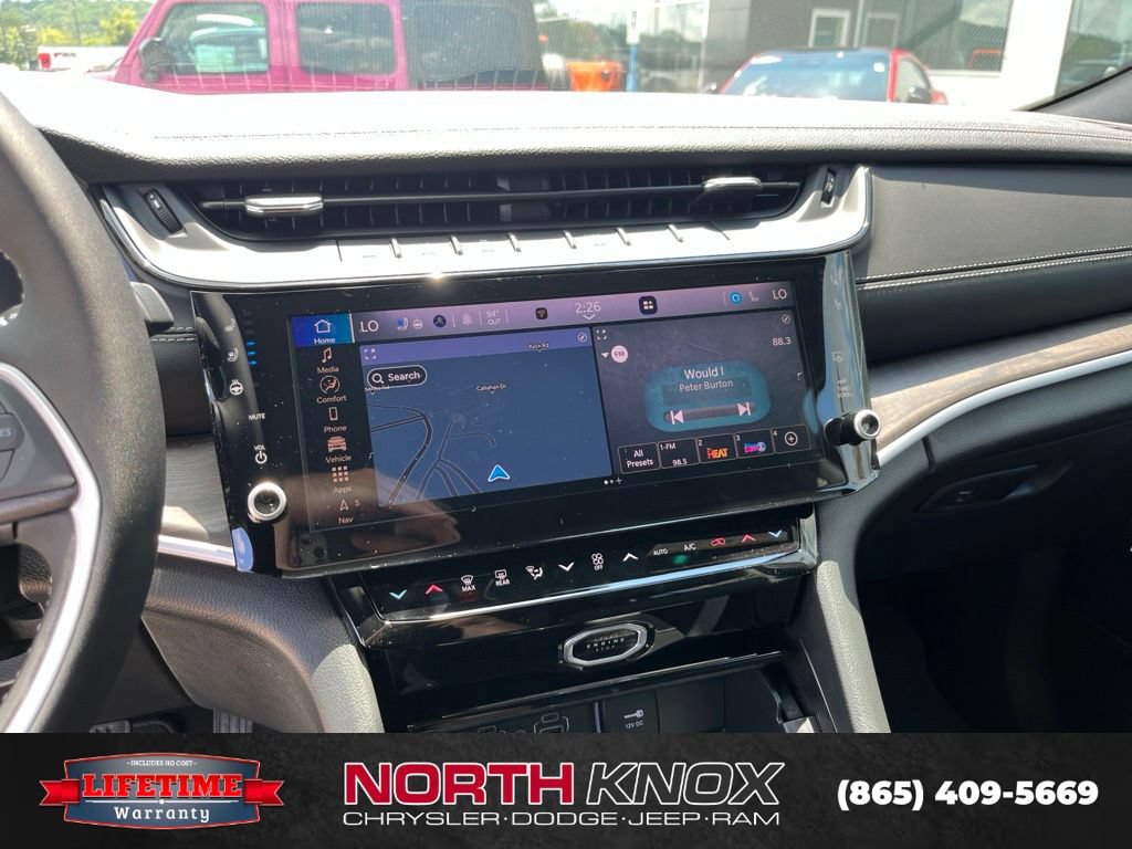 New 2026 Jeep Grand Cherokee L Limited AWD/4WD image 11