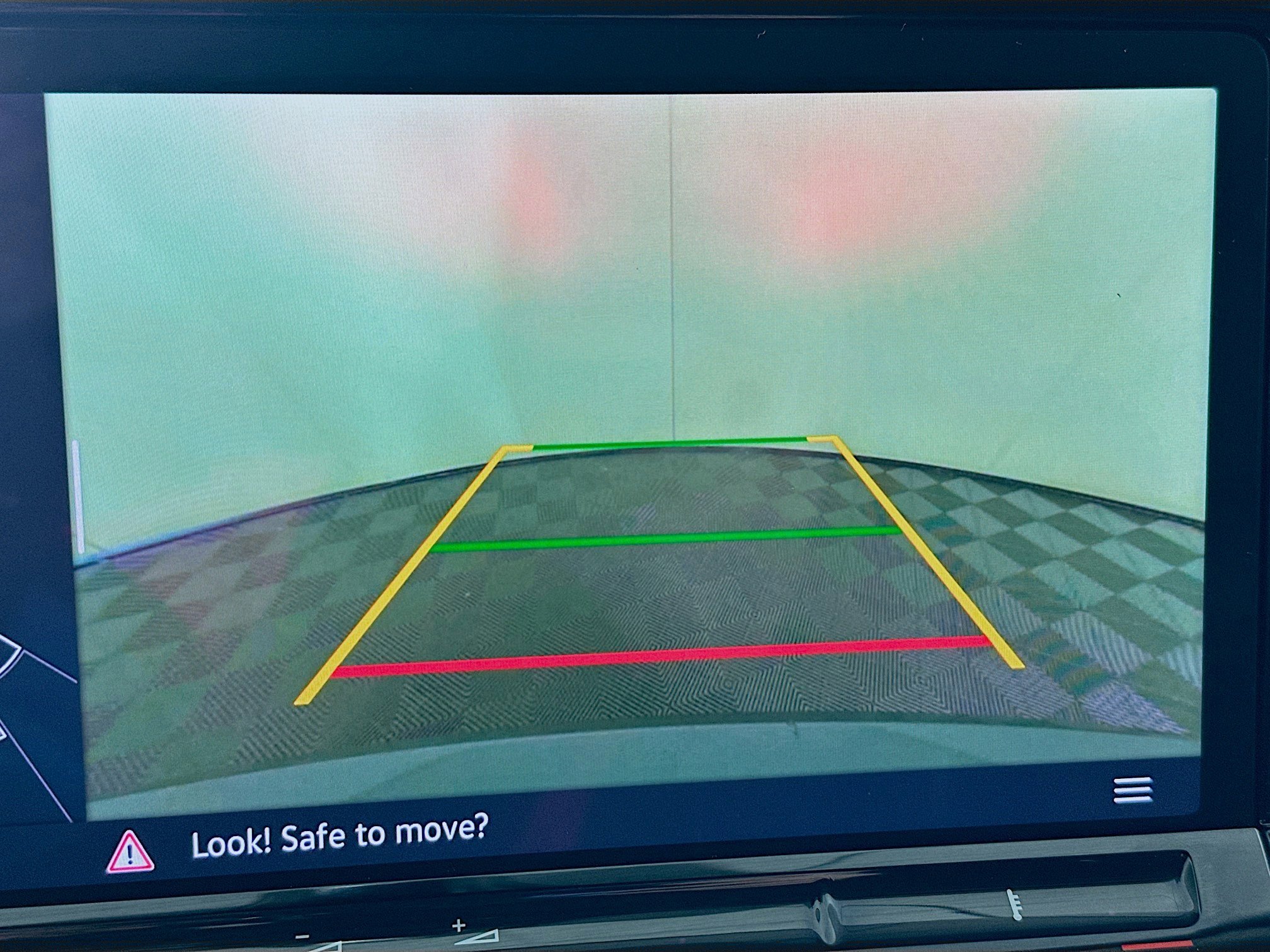 Used 2025 Volkswagen Atlas SE image 22