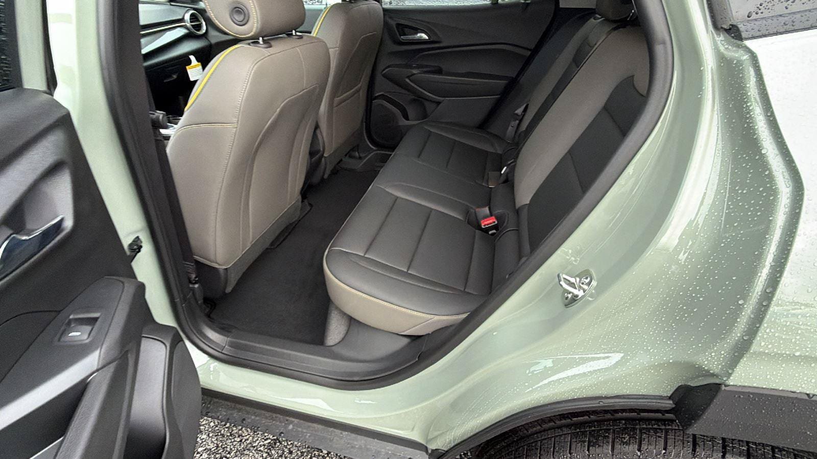 New 2026 Chevrolet Trax ACTIV w/ Driver Confidence Package FWD image 19