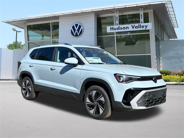 New 2025 Volkswagen Taos SE