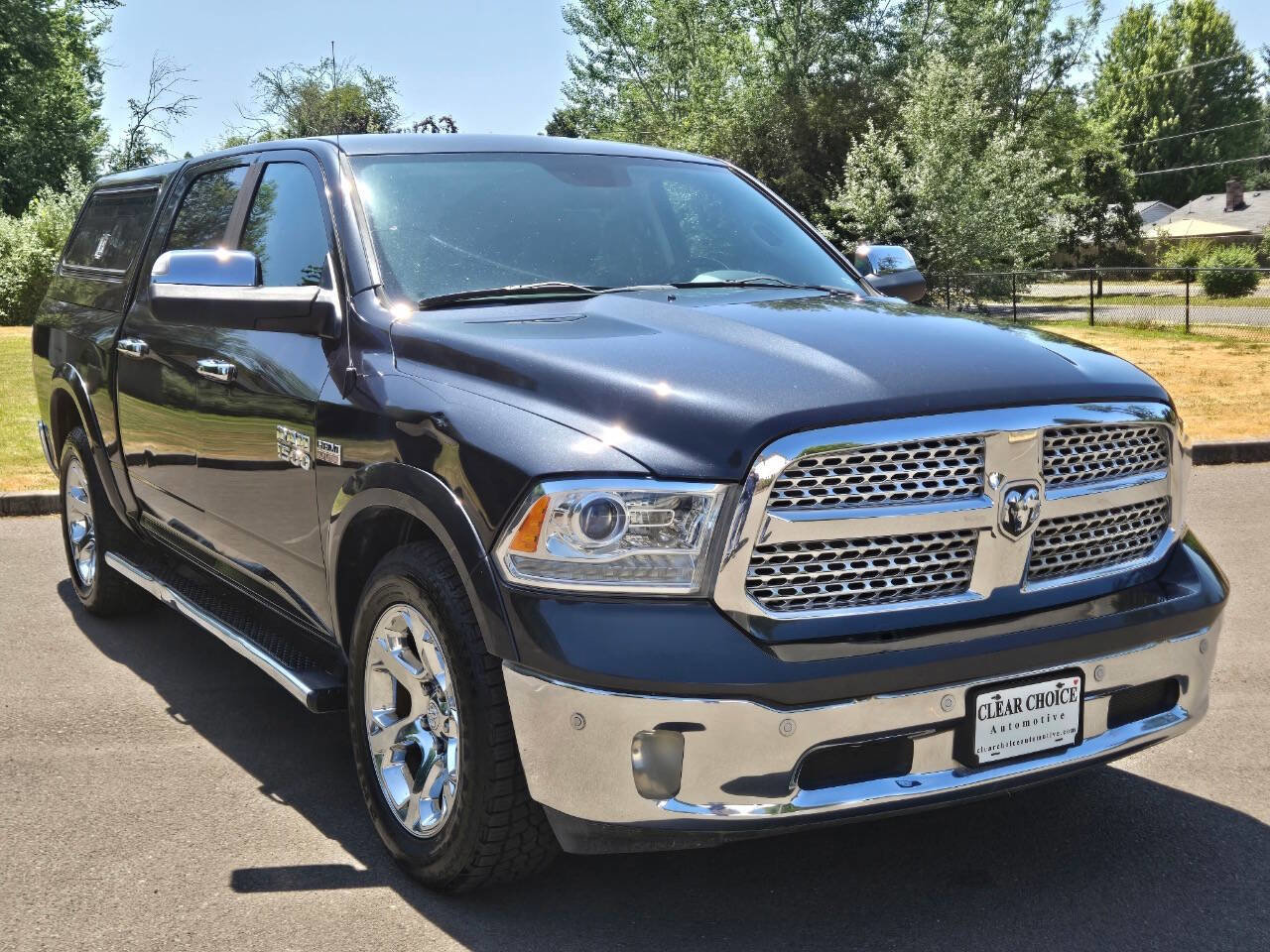 Used 2015 RAM 1500 Laramie w/ Convenience Group image 29