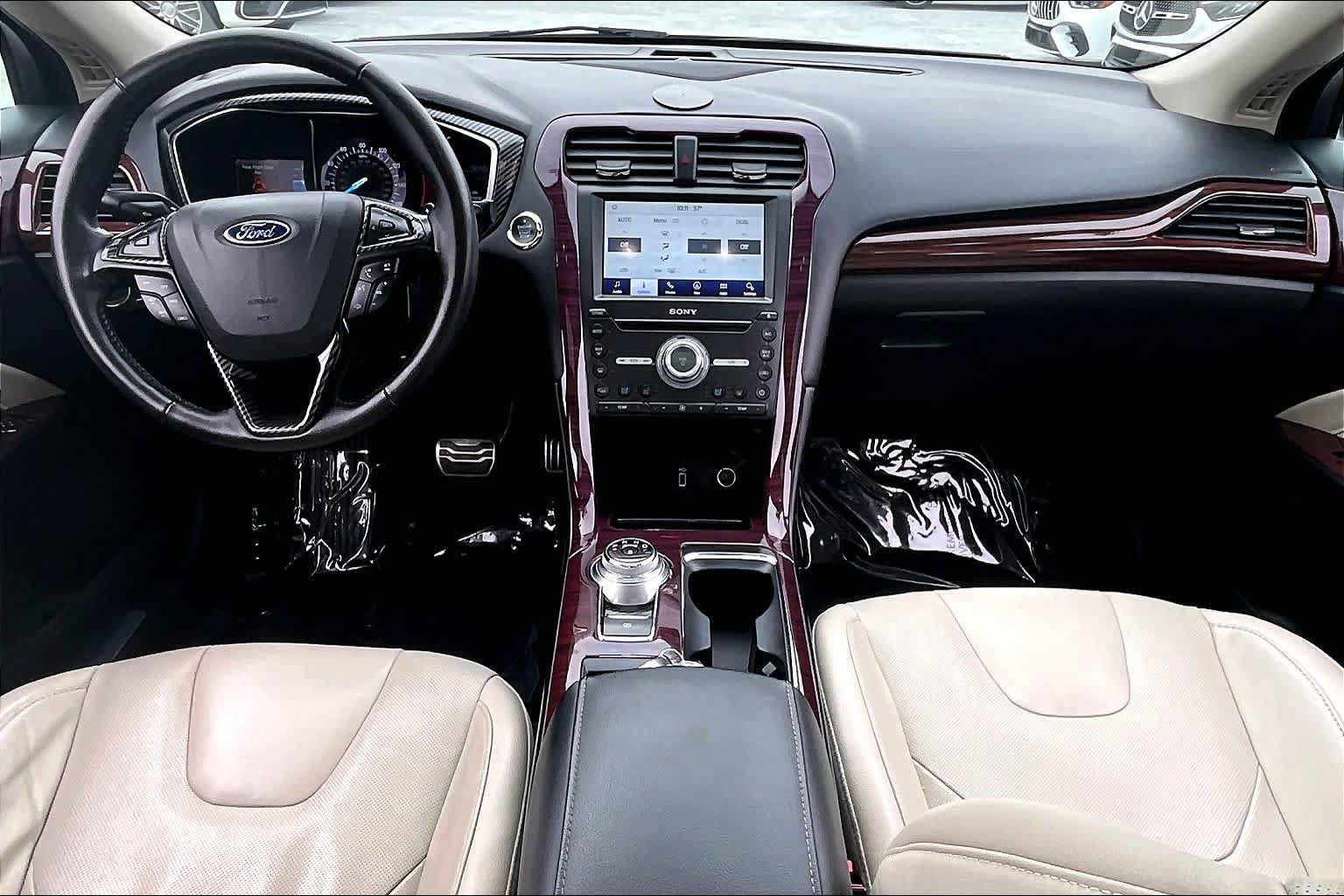 Used 2017 Ford Fusion Titanium image 15