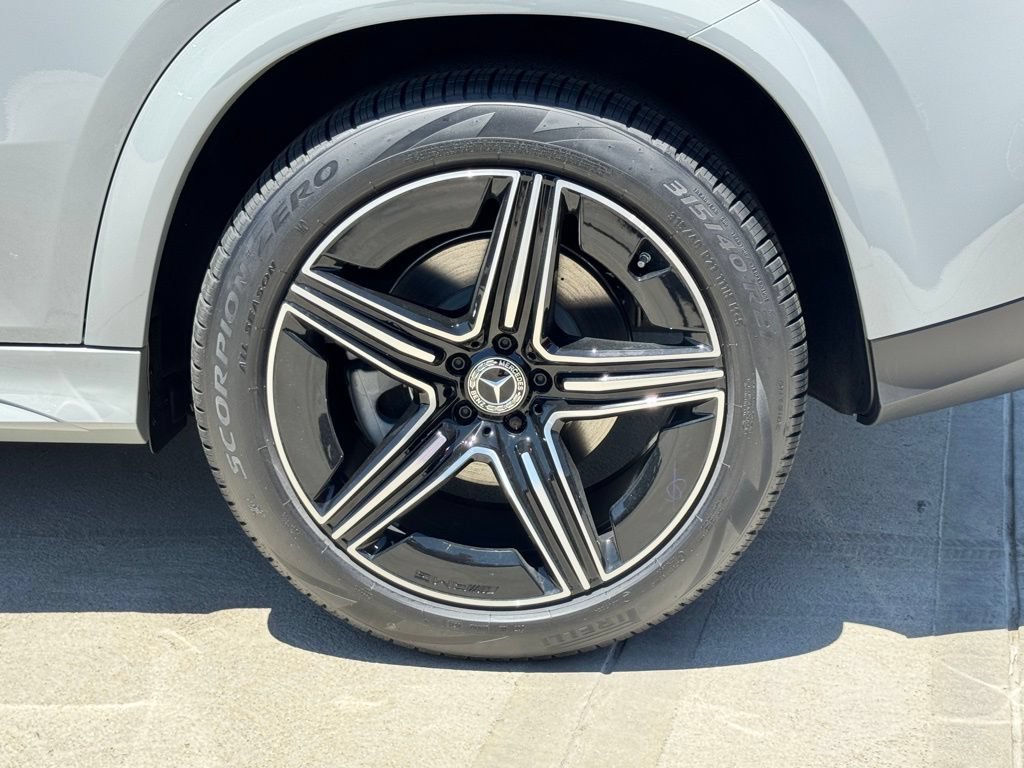 Used 2025 Mercedes-Benz GLE 450 4MATIC Coupe image 17