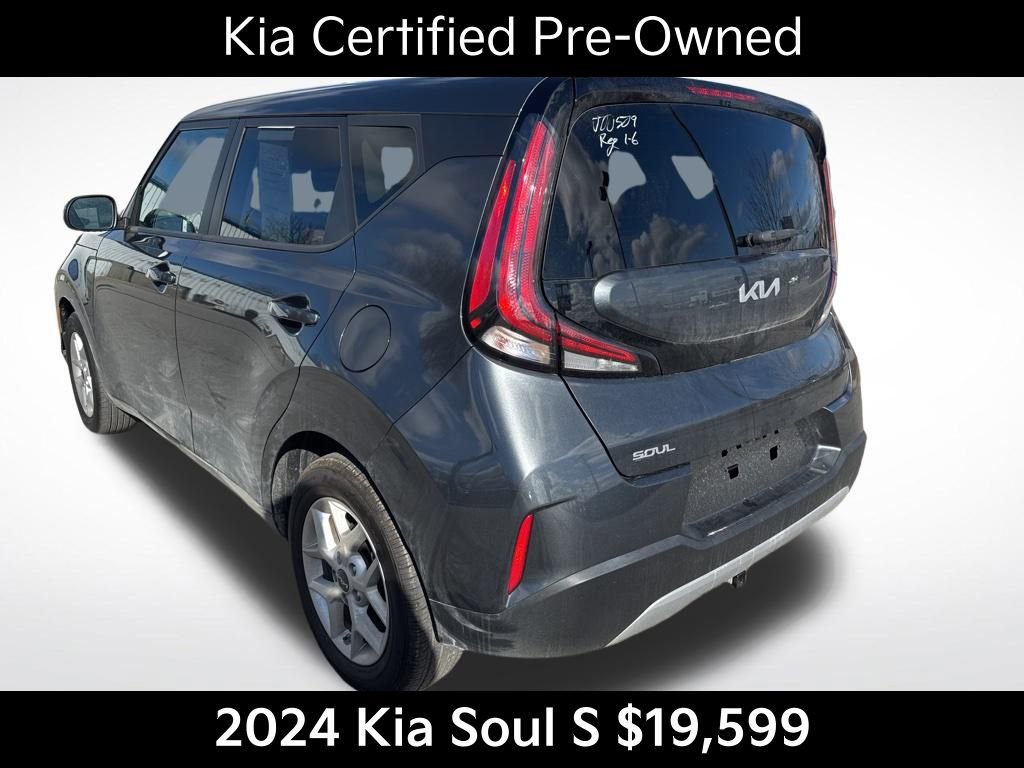 Certified 2024 Kia Soul S image 6