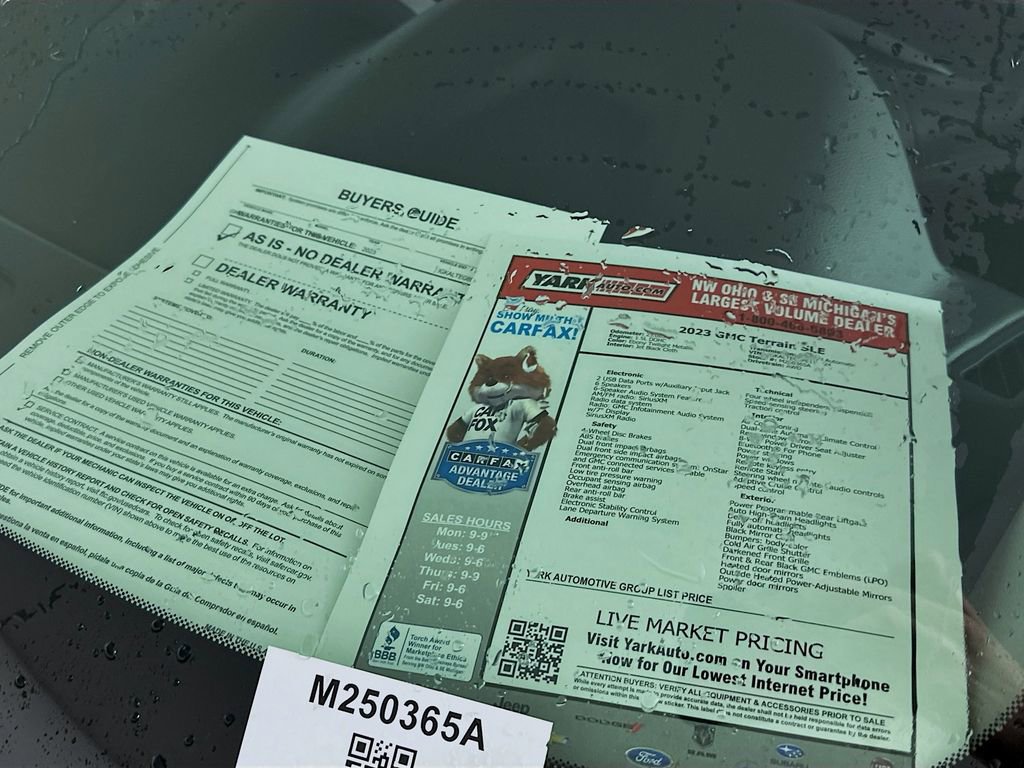 Used 2023 GMC Terrain SLE w/ Driver Convenience Package image 12