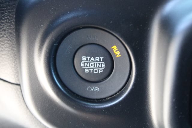 Used 2023 Jeep Wrangler Unlimited Sahara w/ Cold Weather Group AWD/4WD image 23