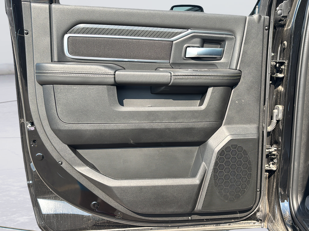 New 2025 RAM 2500 Big Horn AWD/4WD image 13