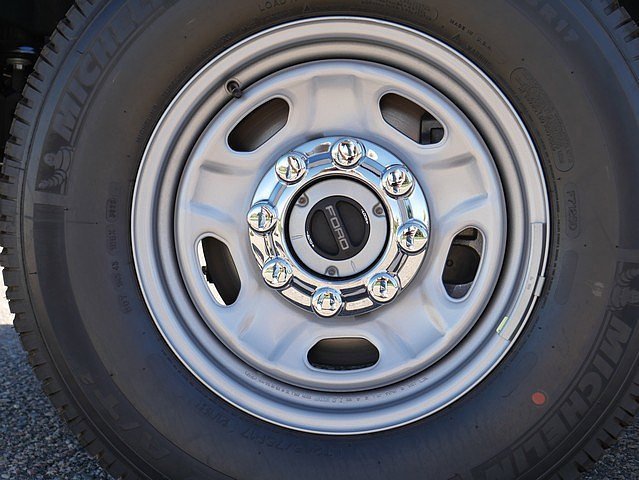 New 2026 Ford F250 XL w/ FX4 Off-Road Package image 41