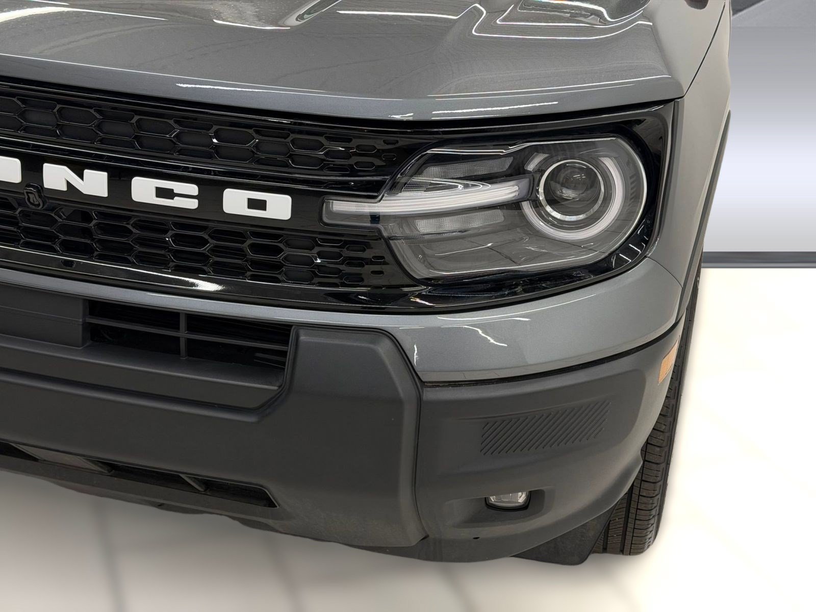 Used 2025 Ford Bronco Sport Outer Banks AWD/4WD image 9