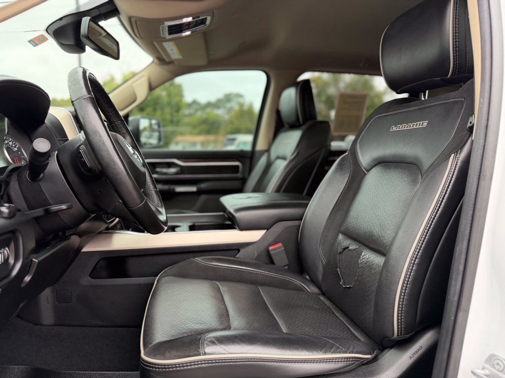 Used 2019 RAM 1500 Laramie AWD/4WD image 13