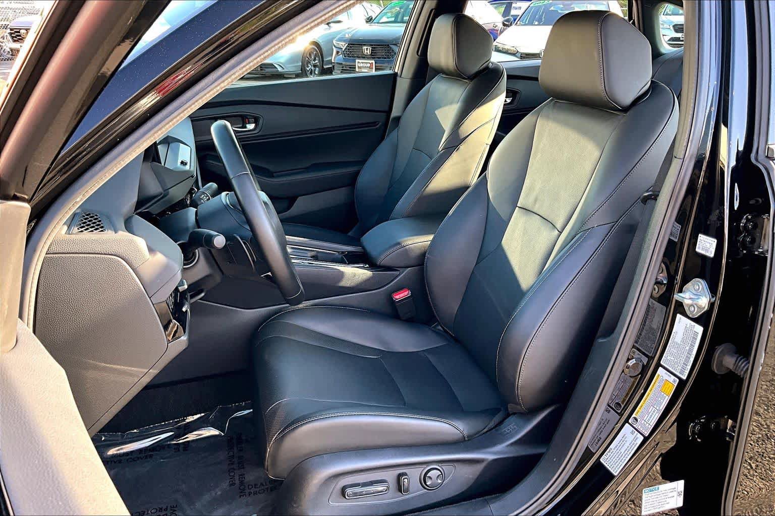 Used 2025 Honda Accord Sport image 8