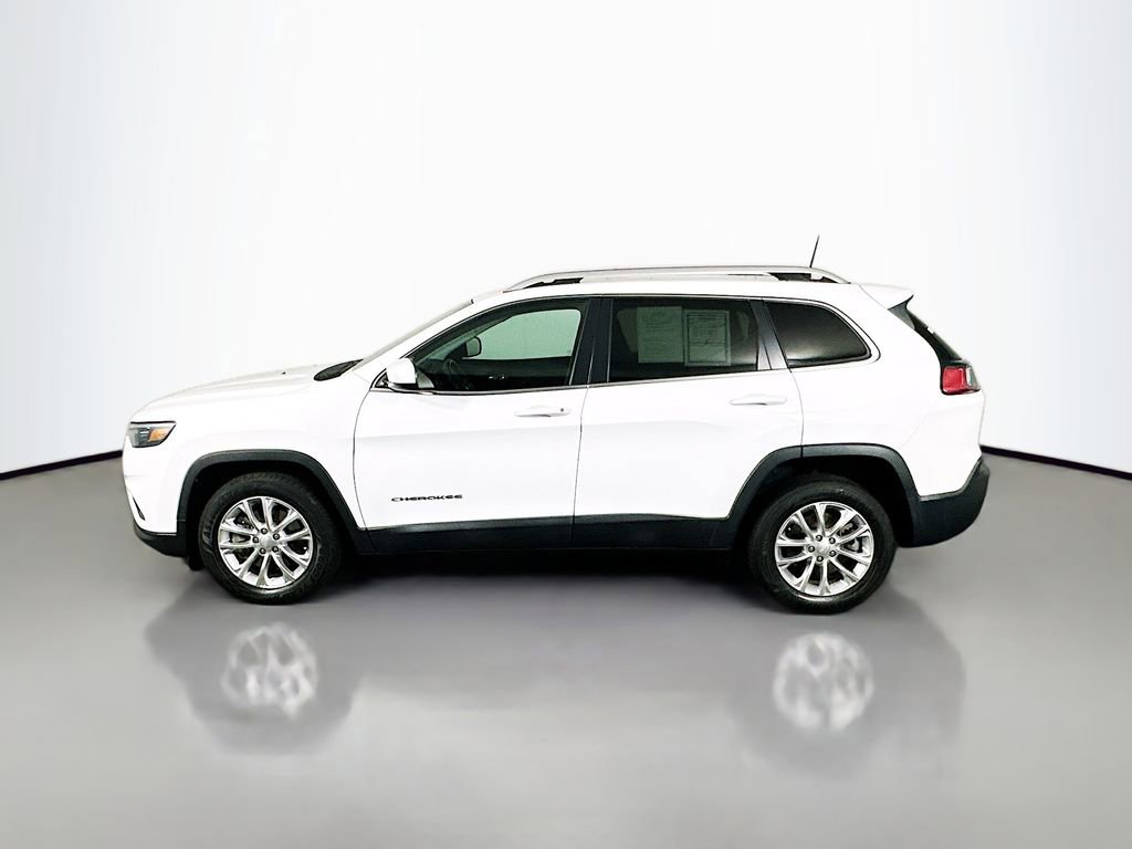 Used 2019 Jeep Cherokee Latitude w/ Cold Weather Group image 4