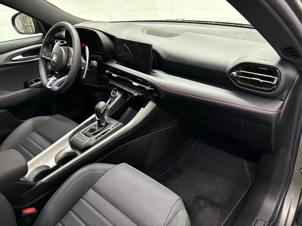 Used 2024 Dodge Hornet R/T w/ R/T Blacktop Package image 18