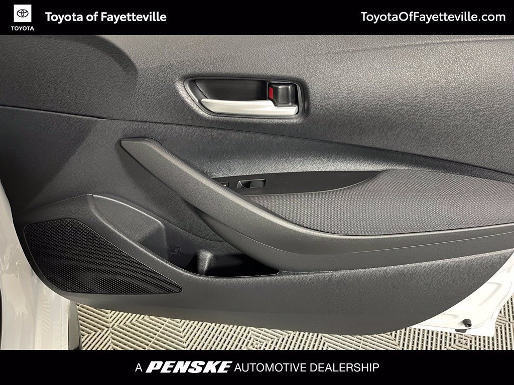 Used 2026 Toyota Corolla SE FWD image 23